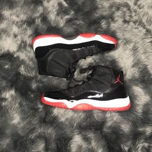 Jordan 11 Retro Playoffs